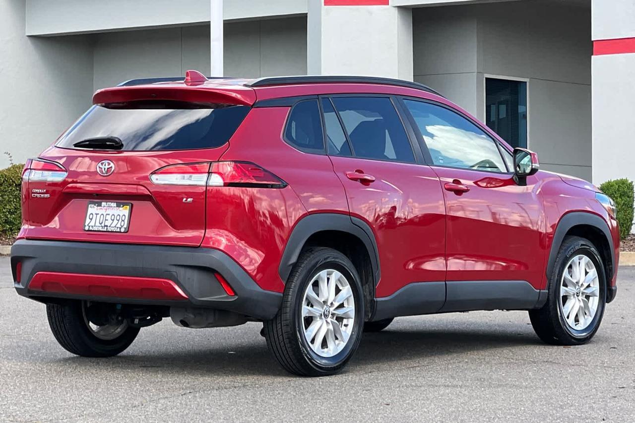 2022 Toyota Corolla Cross LE