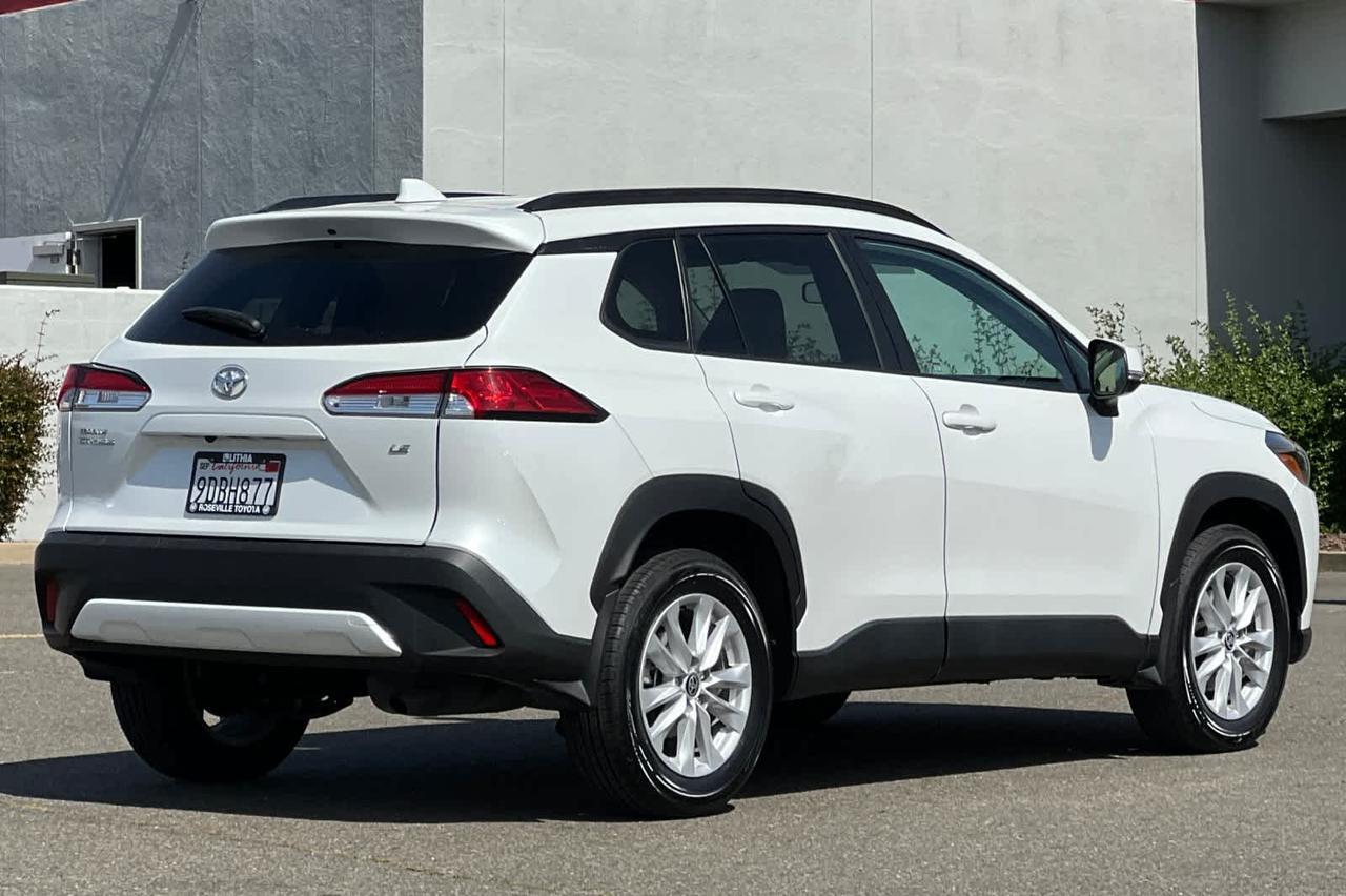 2022 Toyota Corolla Cross LE