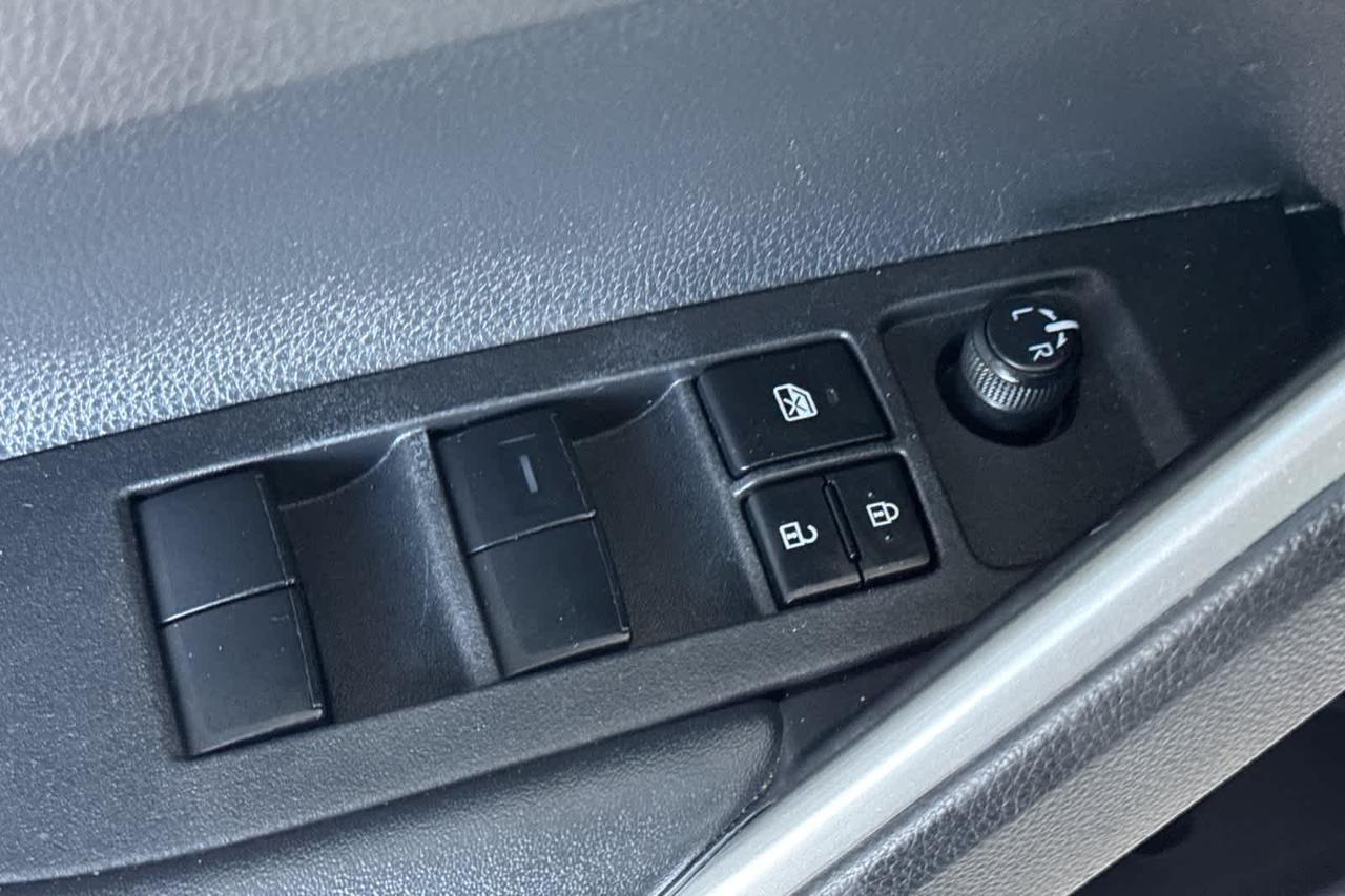 2022 Toyota Corolla Cross LE Roseville CA