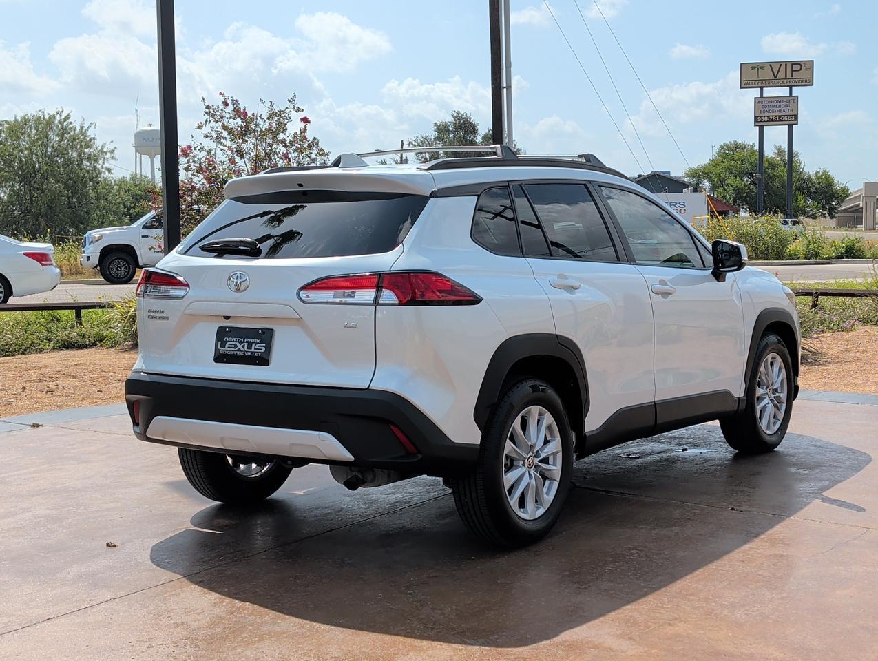 2022 Toyota Corolla Cross LE