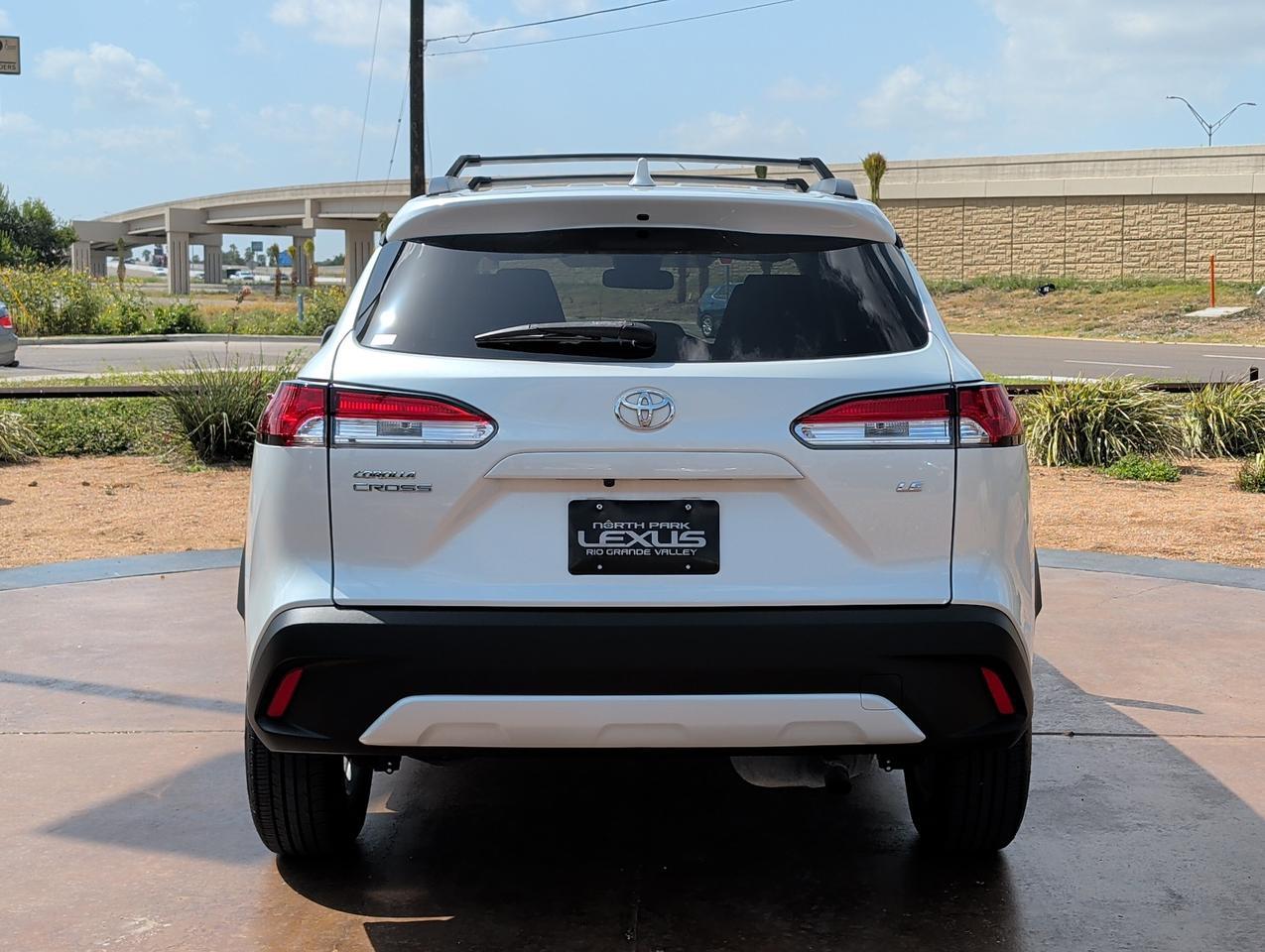 2022 Toyota Corolla Cross LE