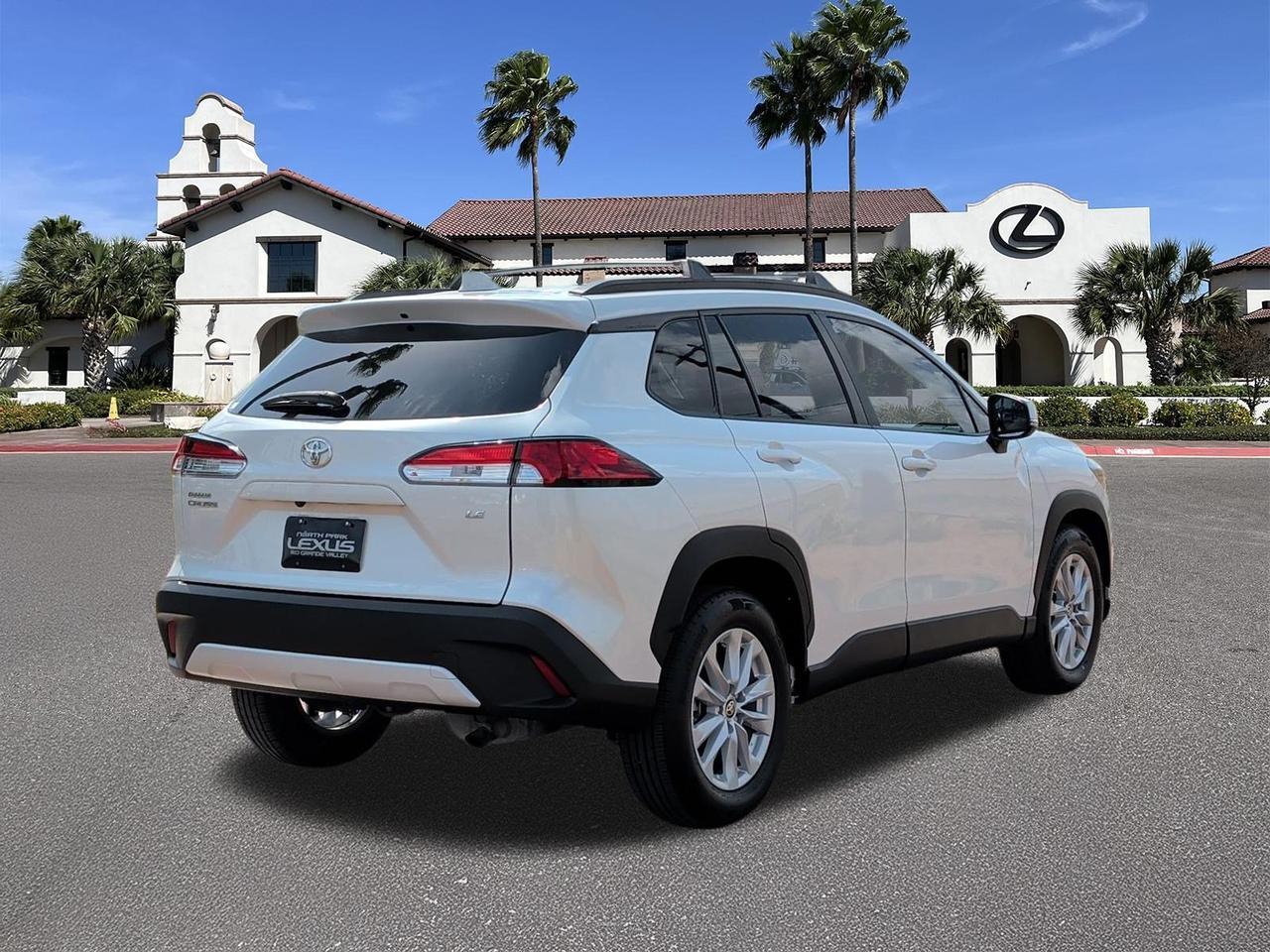 2022 Toyota Corolla Cross LE