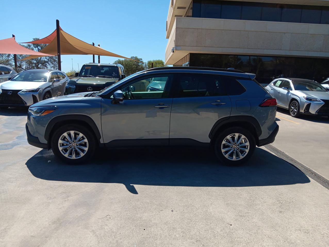 2022 Toyota Corolla Cross LE