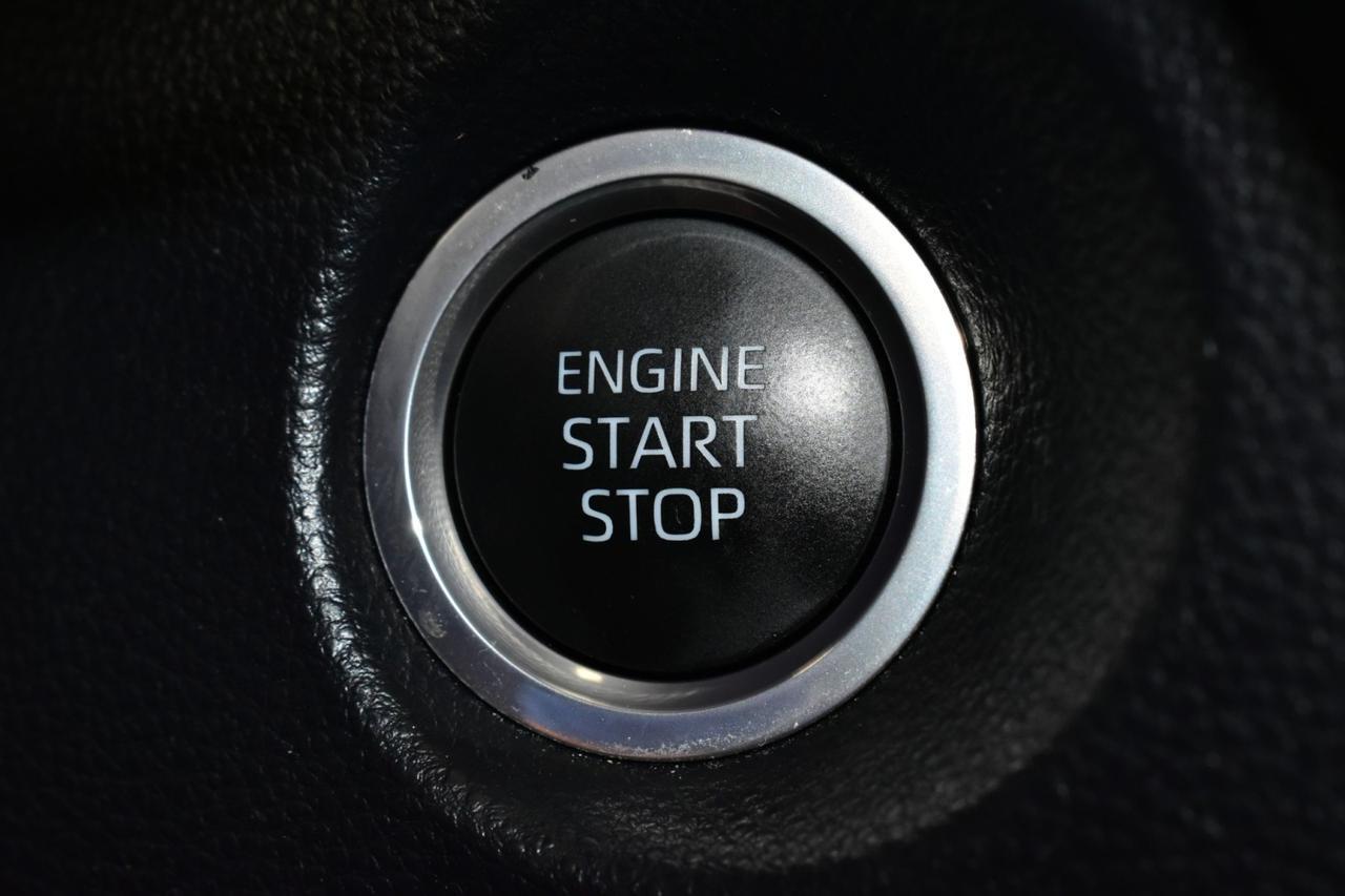 2022 Toyota Corolla Cross LE Tampa FL