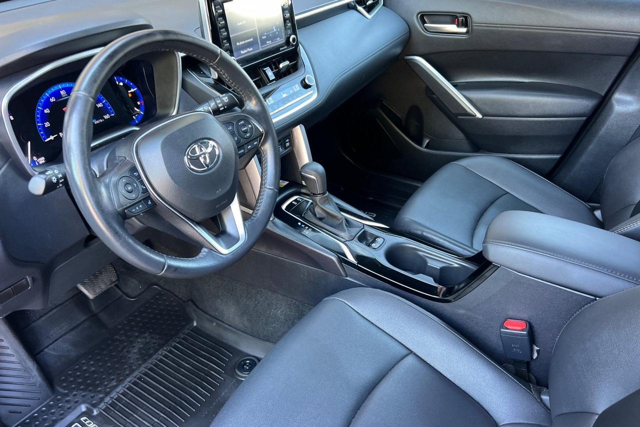 2022 Toyota Corolla Cross XLE Roseville CA