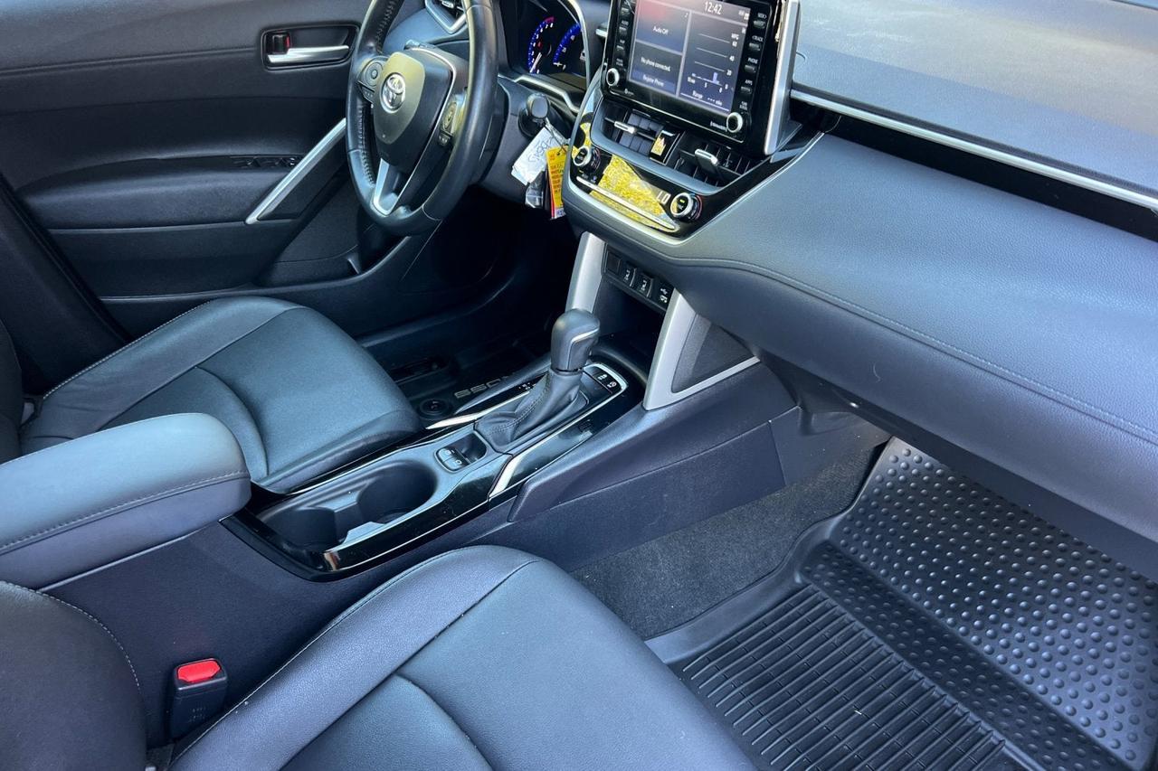 2022 Toyota Corolla Cross XLE Roseville CA