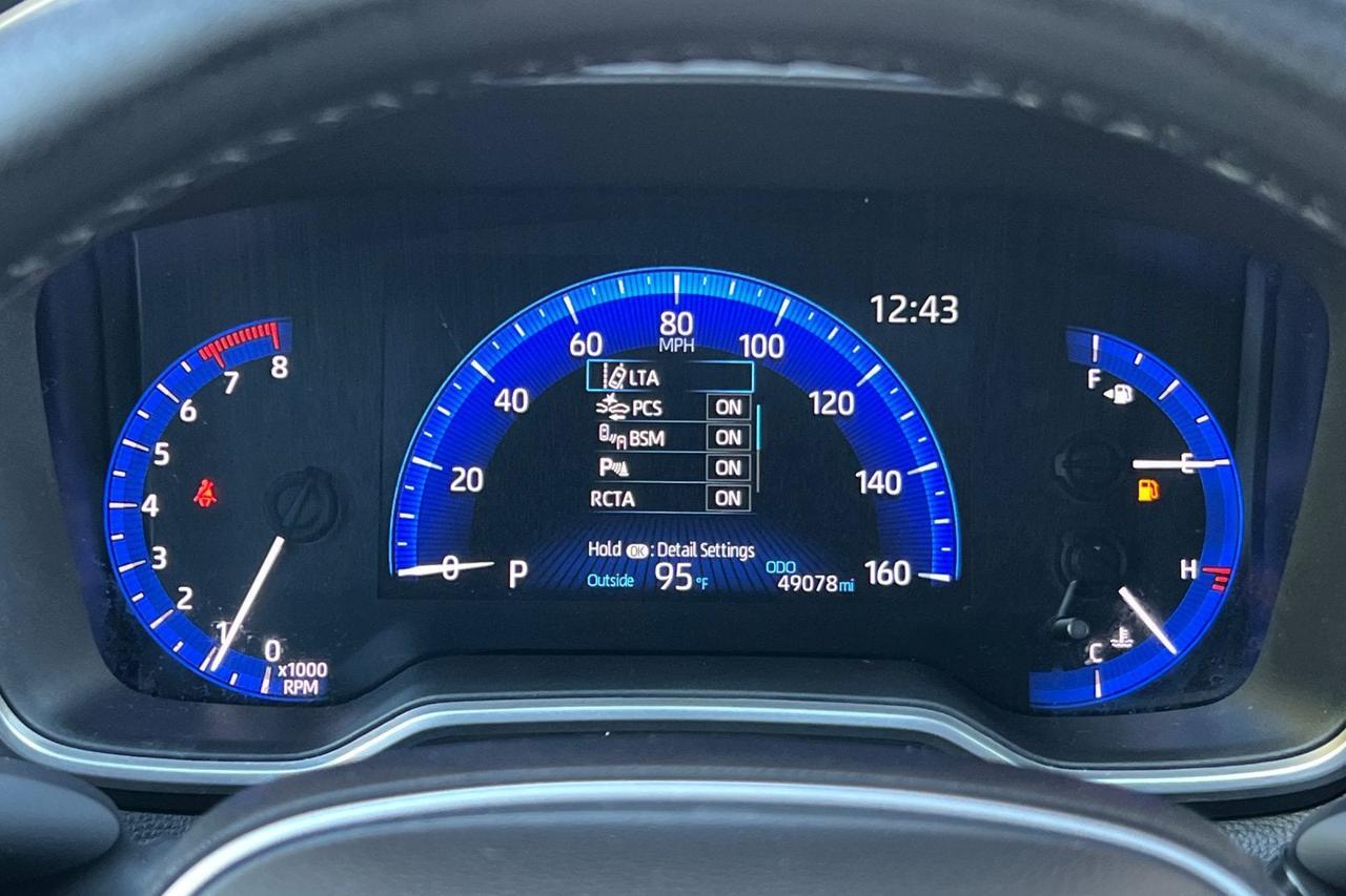 2022 Toyota Corolla Cross XLE Roseville CA