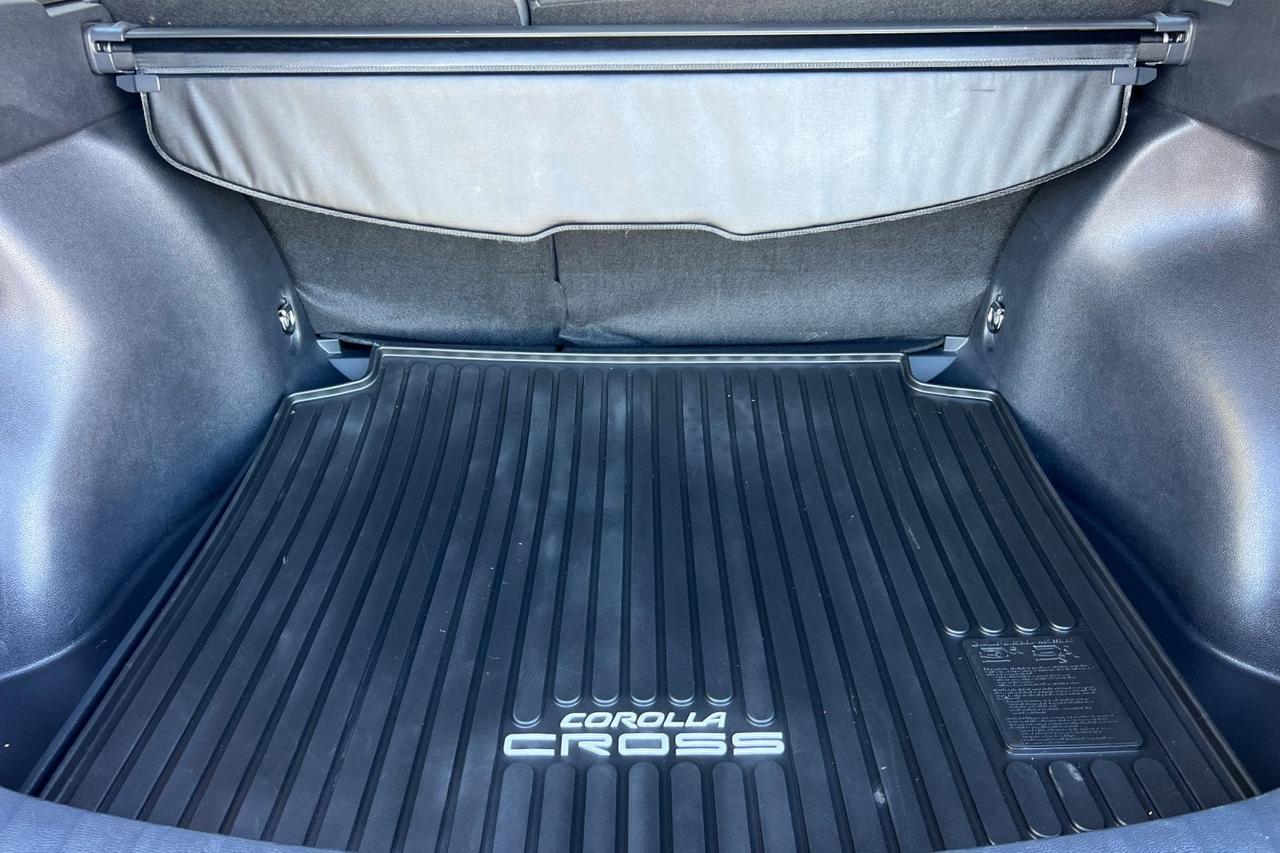 2022 Toyota Corolla Cross XLE Roseville CA