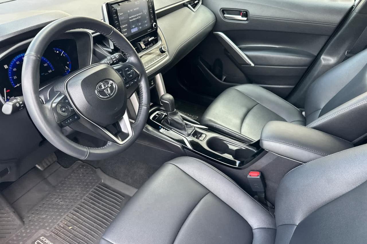 2022 Toyota Corolla Cross XLE Roseville CA