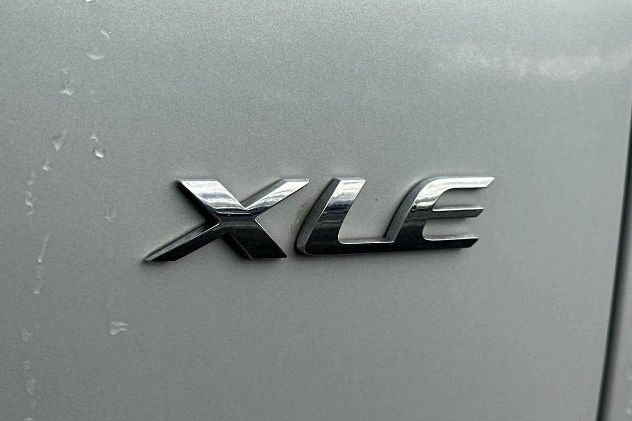 2022 Toyota Corolla Cross XLE Roseville CA