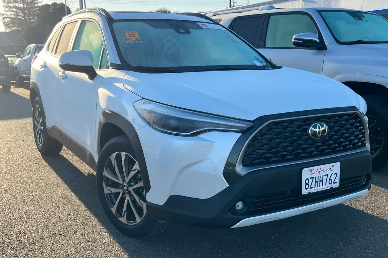 2022 Toyota Corolla Cross XLE