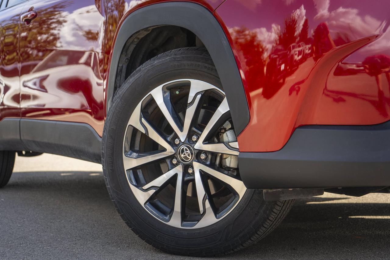 2022 Toyota Corolla Cross XLE