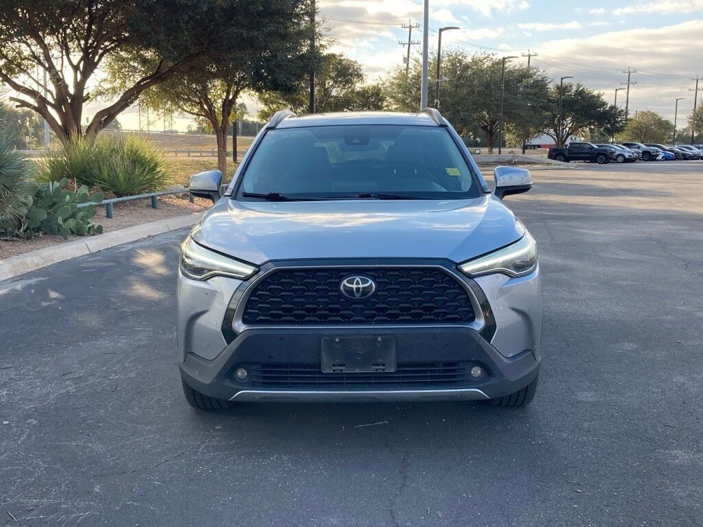 2022 Toyota Corolla Cross XLE