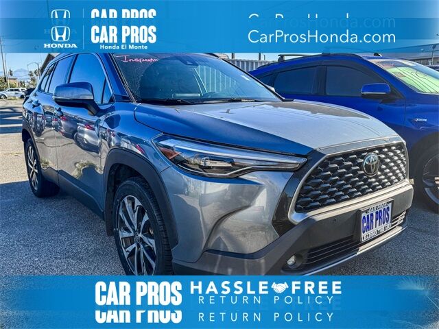 2022 Toyota Corolla Cross XLE