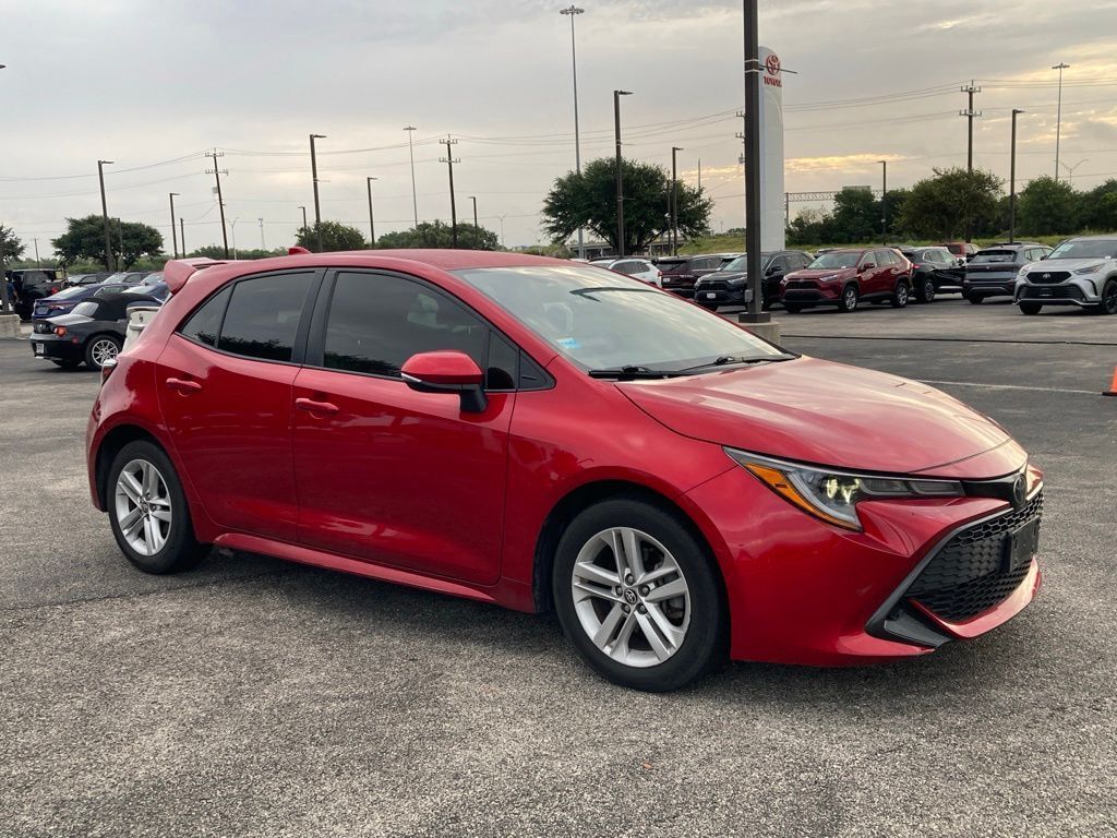 2022 Toyota Corolla Hatchback SE