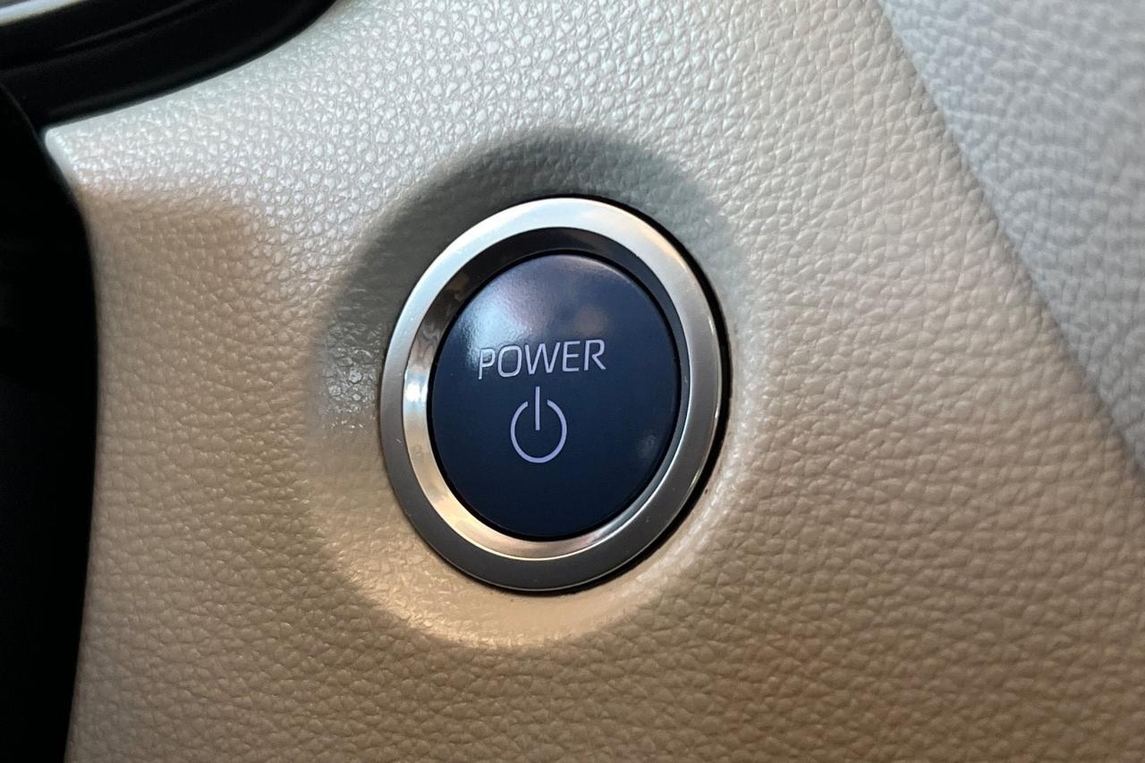 2022 Toyota Corolla Hybrid LE Roseville CA