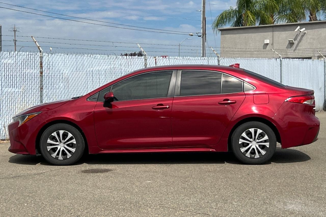 2022 Toyota Corolla Hybrid LE