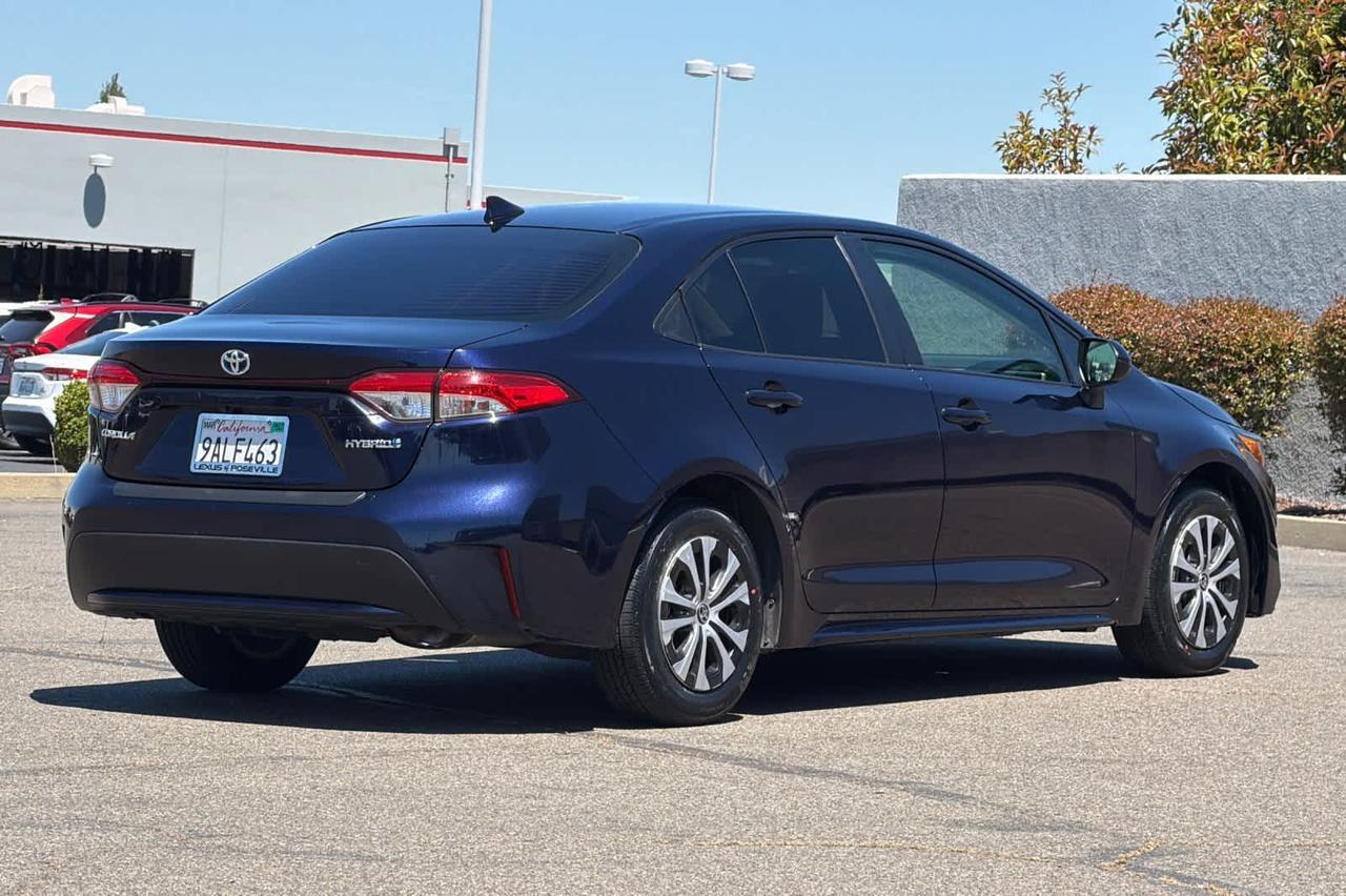 2022 Toyota Corolla Hybrid LE