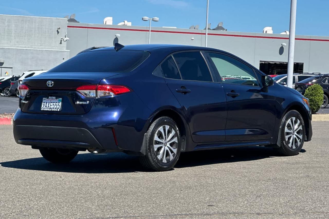 2022 Toyota Corolla Hybrid LE