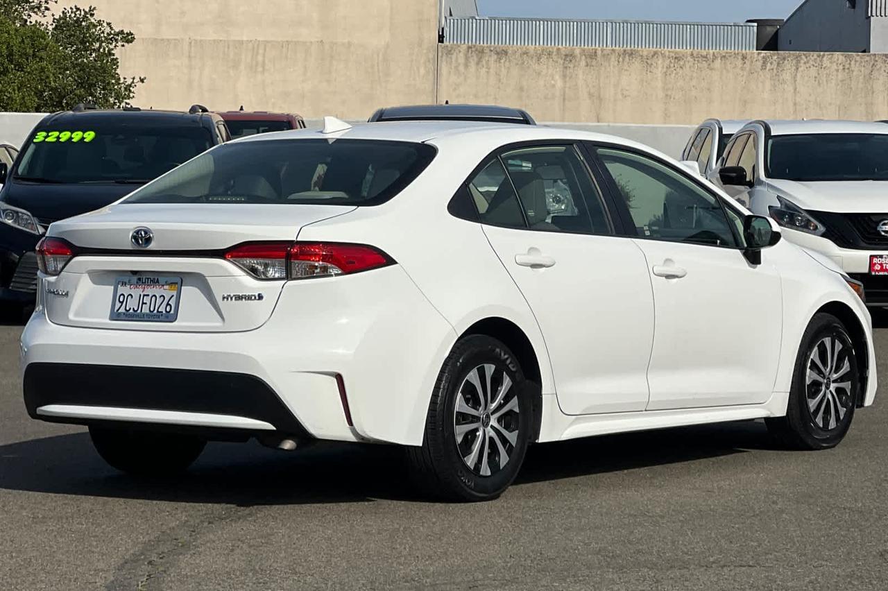 2022 Toyota Corolla Hybrid LE
