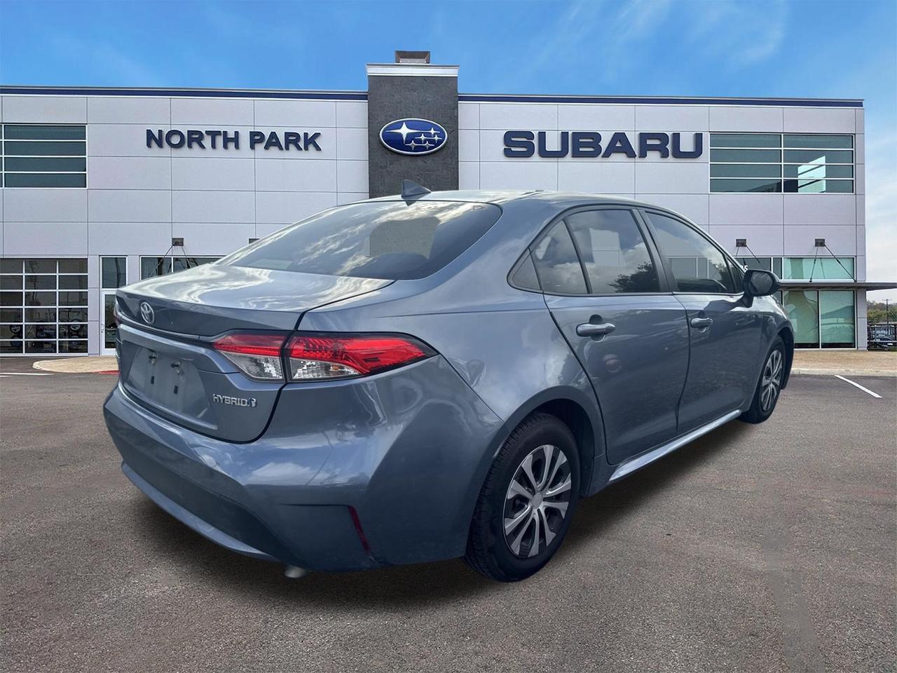 2022 Toyota Corolla Hybrid LE