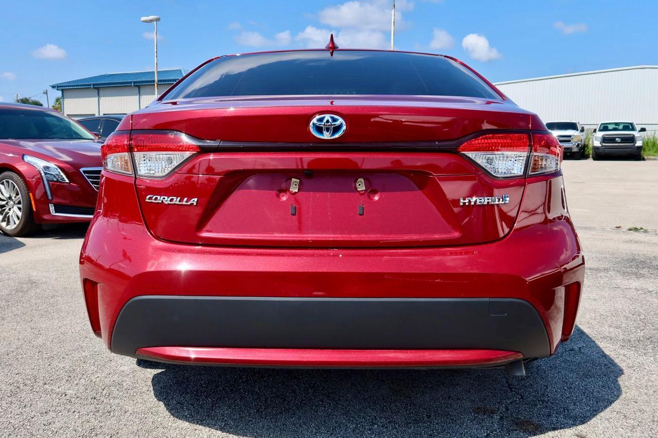 2022 Toyota Corolla Hybrid LE Sedan 4D