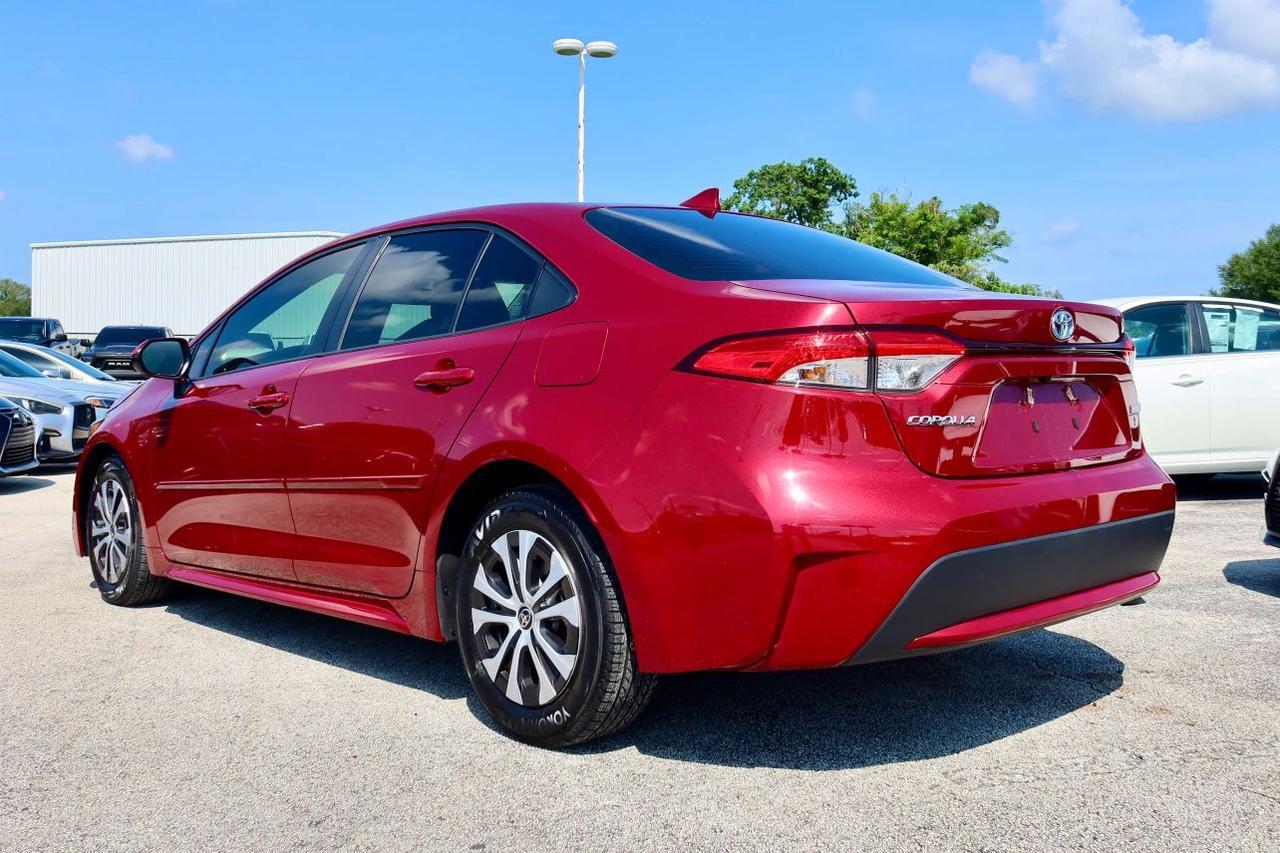 2022 Toyota Corolla Hybrid LE Sedan 4D