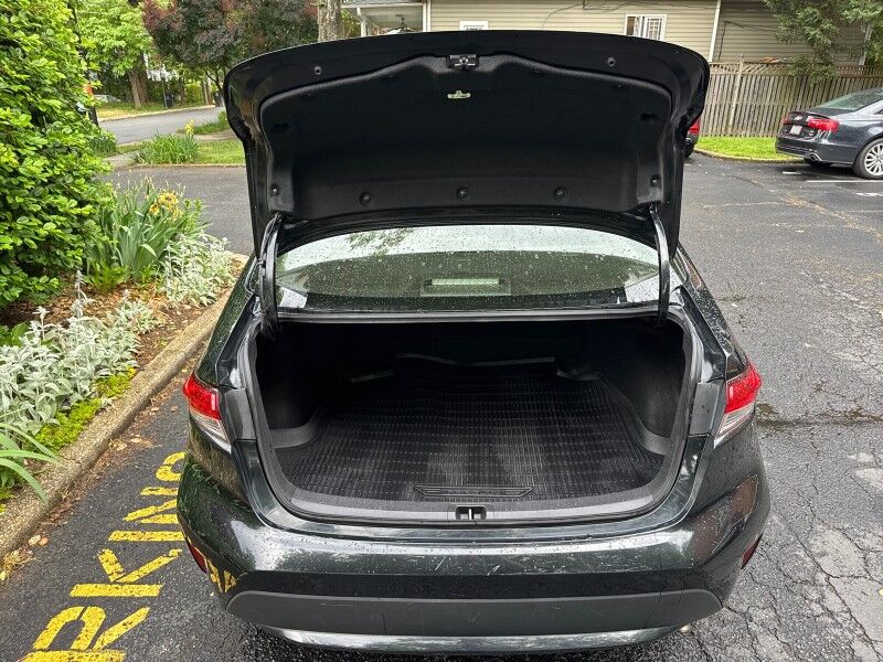 2022 Toyota Corolla Hybrid LE w/ Premium Interior Package Arlington VA