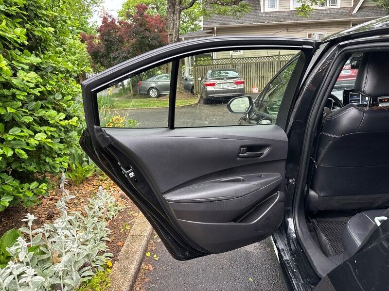 2022 Toyota Corolla Hybrid LE w/ Premium Interior Package Arlington VA