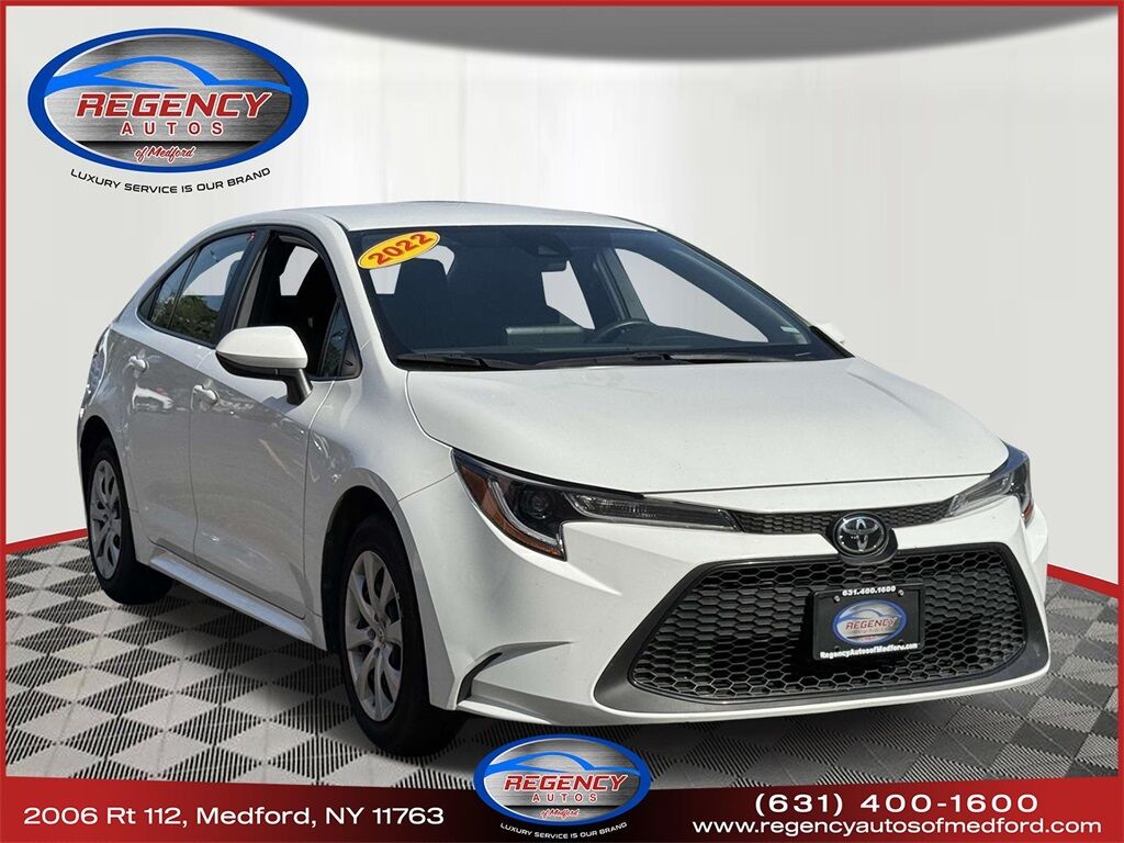 2022 Toyota Corolla LE Medford NY