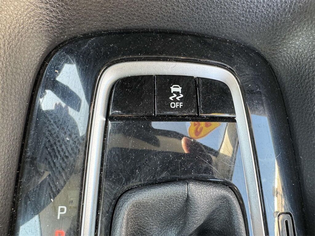 2022 Toyota Corolla LE Medford NY