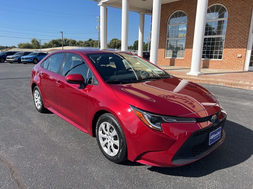 2022 Toyota Corolla LE photo 7