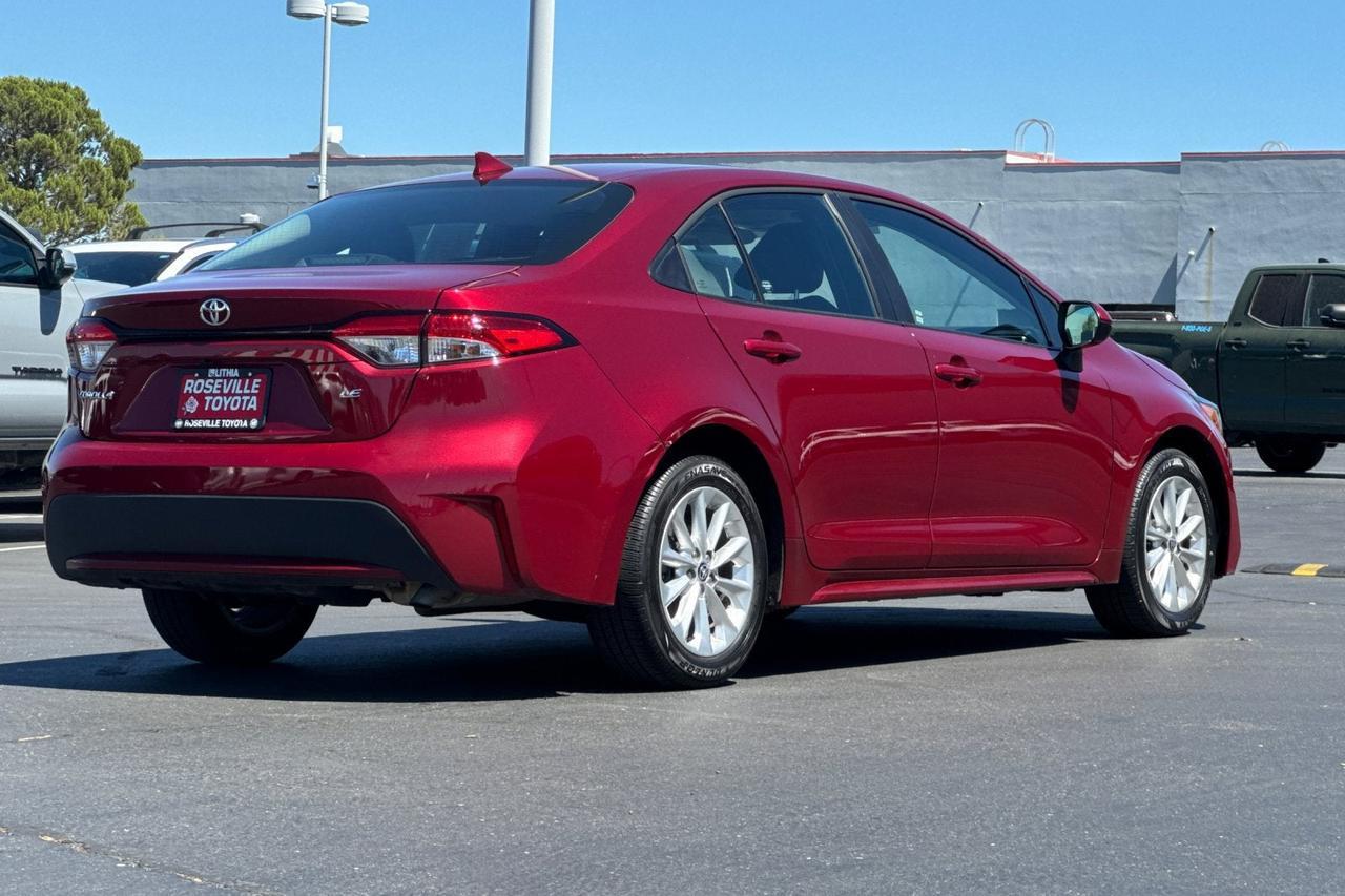 2022 Toyota Corolla LE