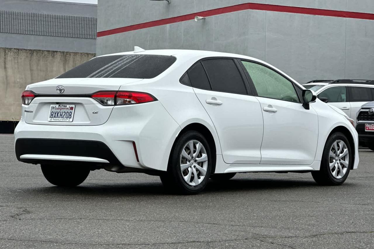 2022 Toyota Corolla LE
