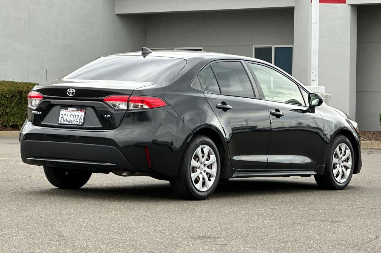 2022 Toyota Corolla LE