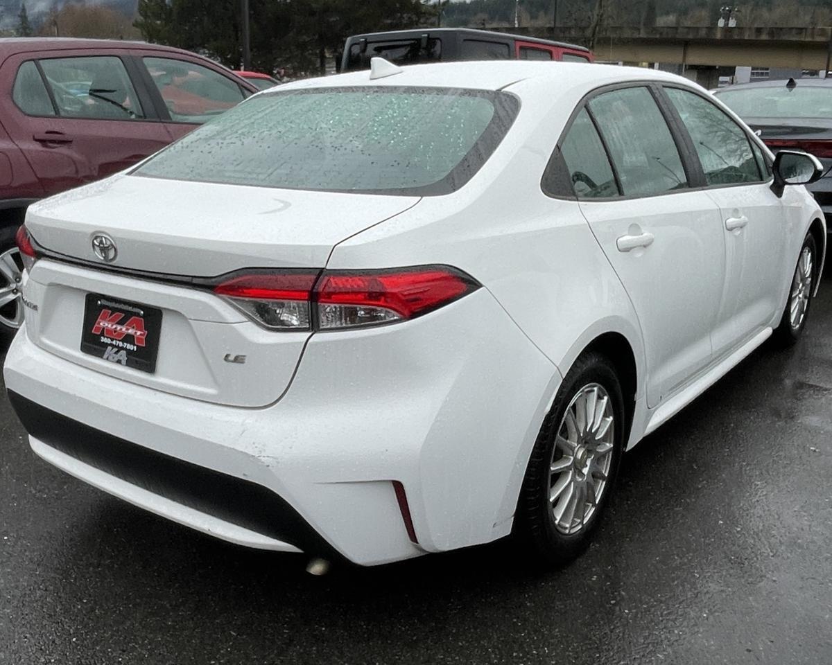 2022 Toyota Corolla LE Sedan 4D