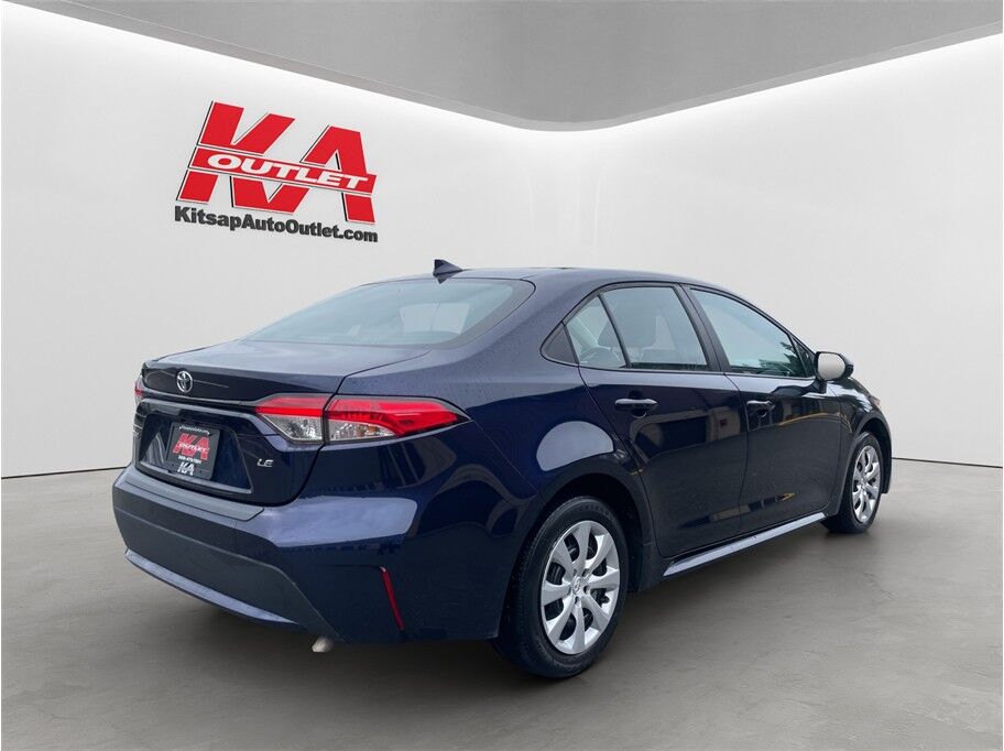 2022 Toyota Corolla LE Sedan 4D