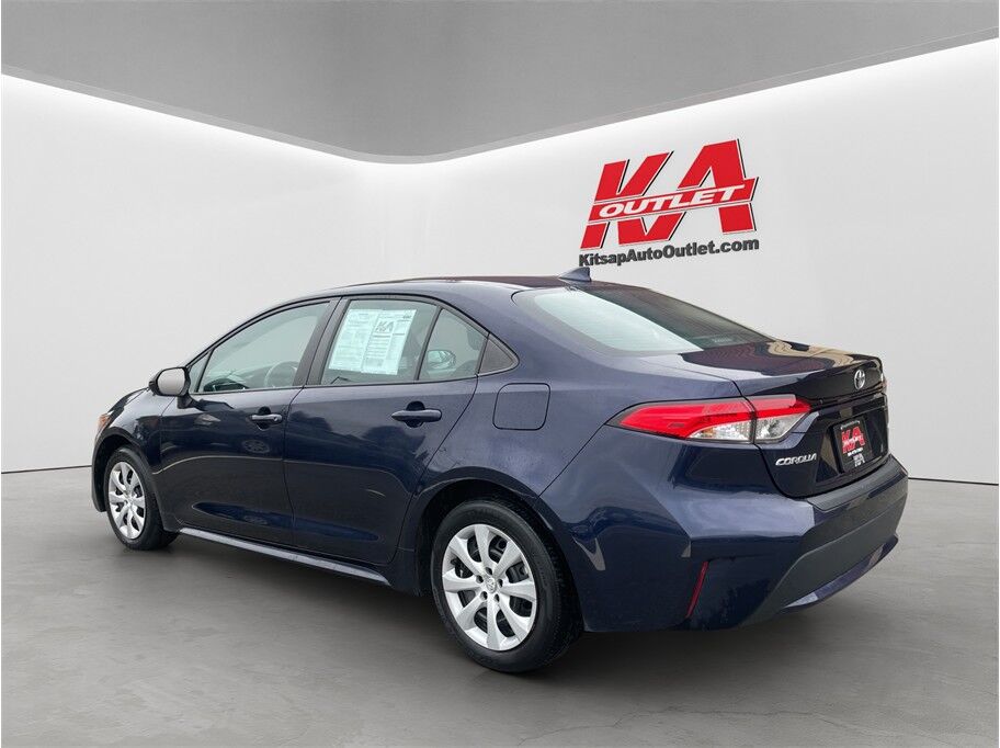 2022 Toyota Corolla LE Sedan 4D