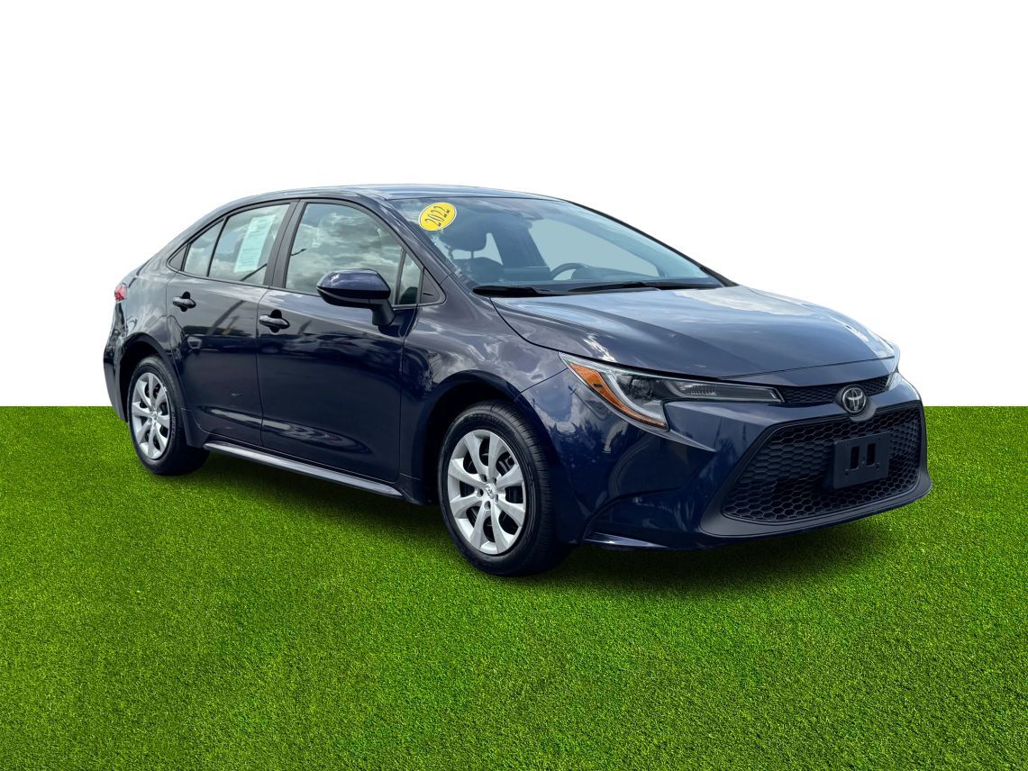 2022 Toyota Corolla LE Sedan 4D