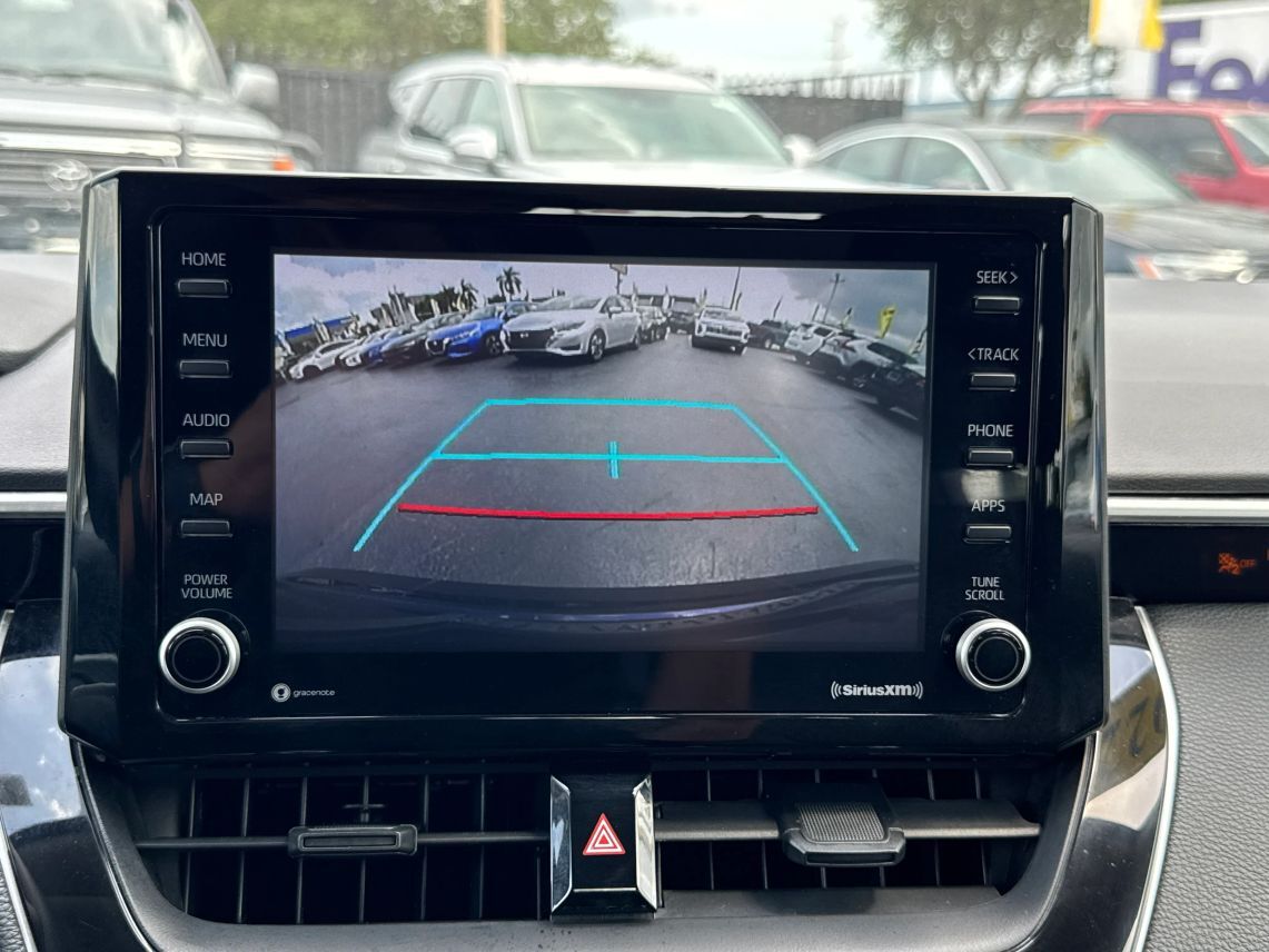2022 Toyota Corolla LE Sedan 4D