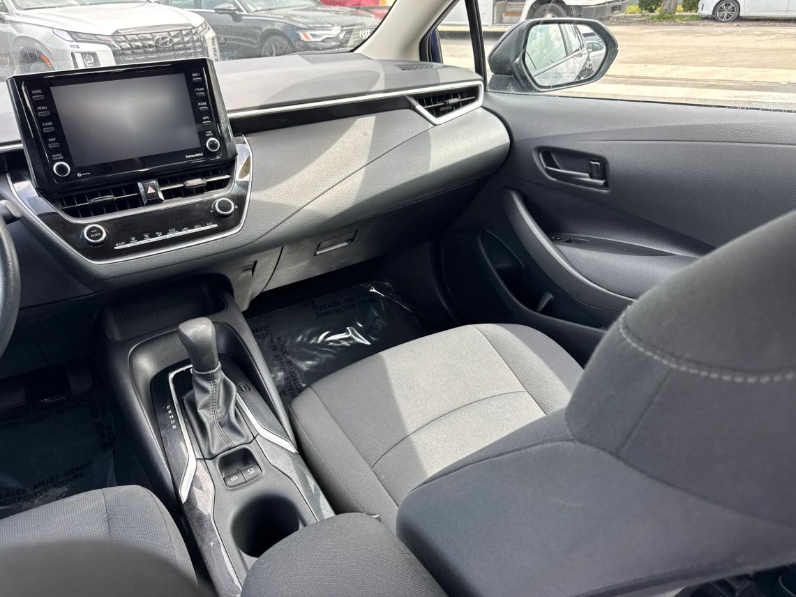 2022 Toyota Corolla LE Sedan 4D