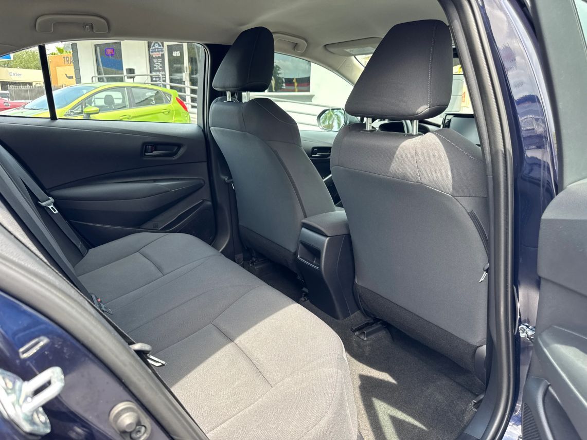 2022 Toyota Corolla LE Sedan 4D