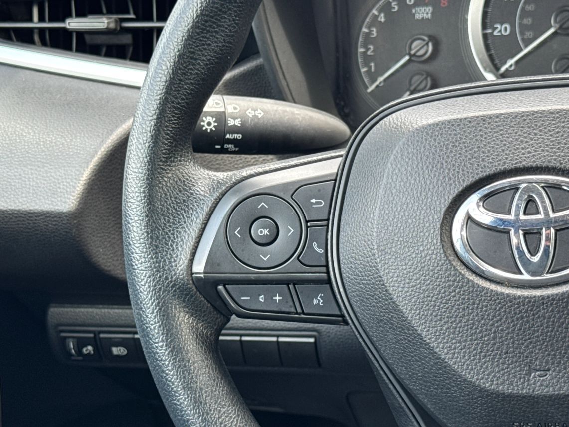 2022 Toyota Corolla LE Sedan 4D