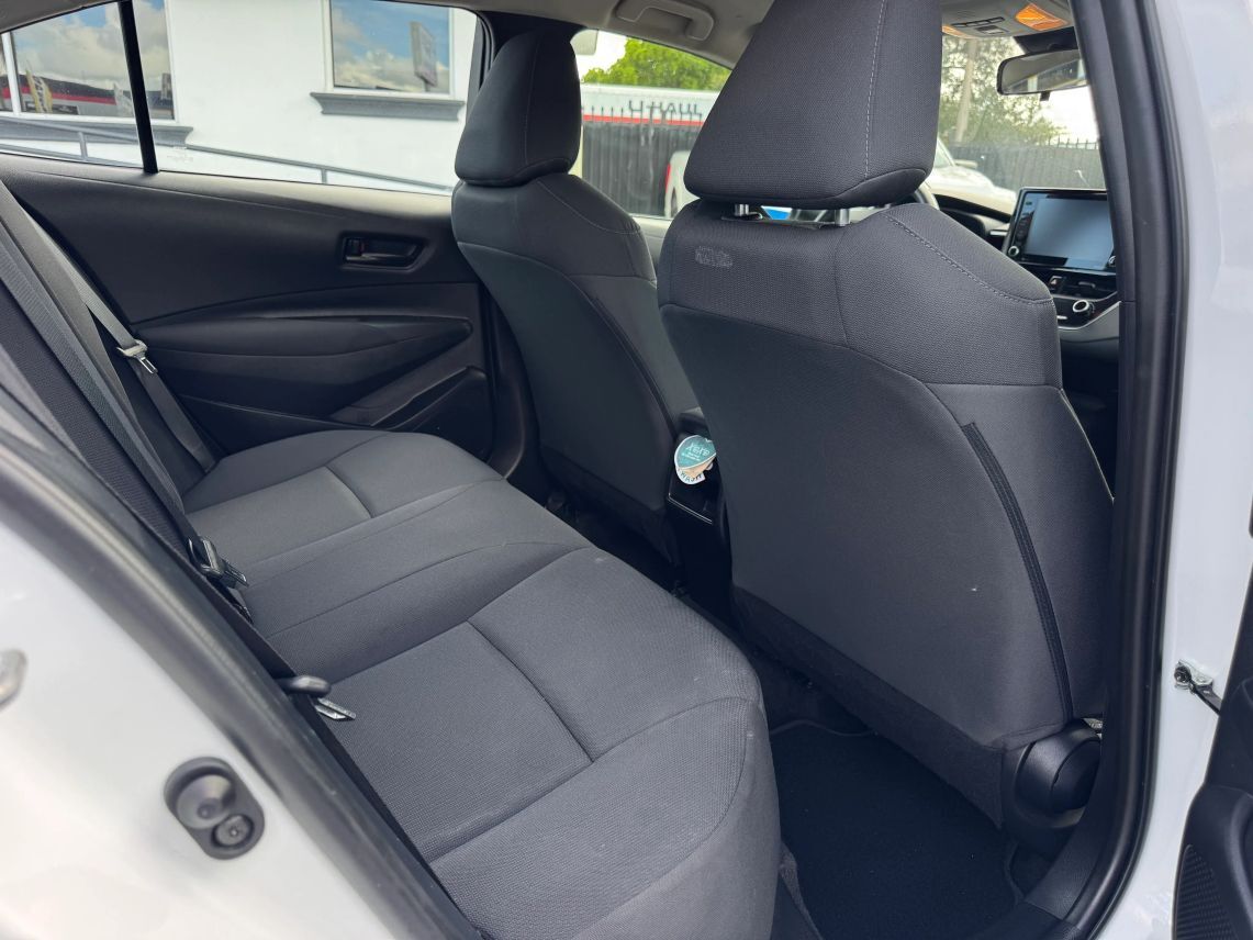 2022 Toyota Corolla LE Sedan 4D