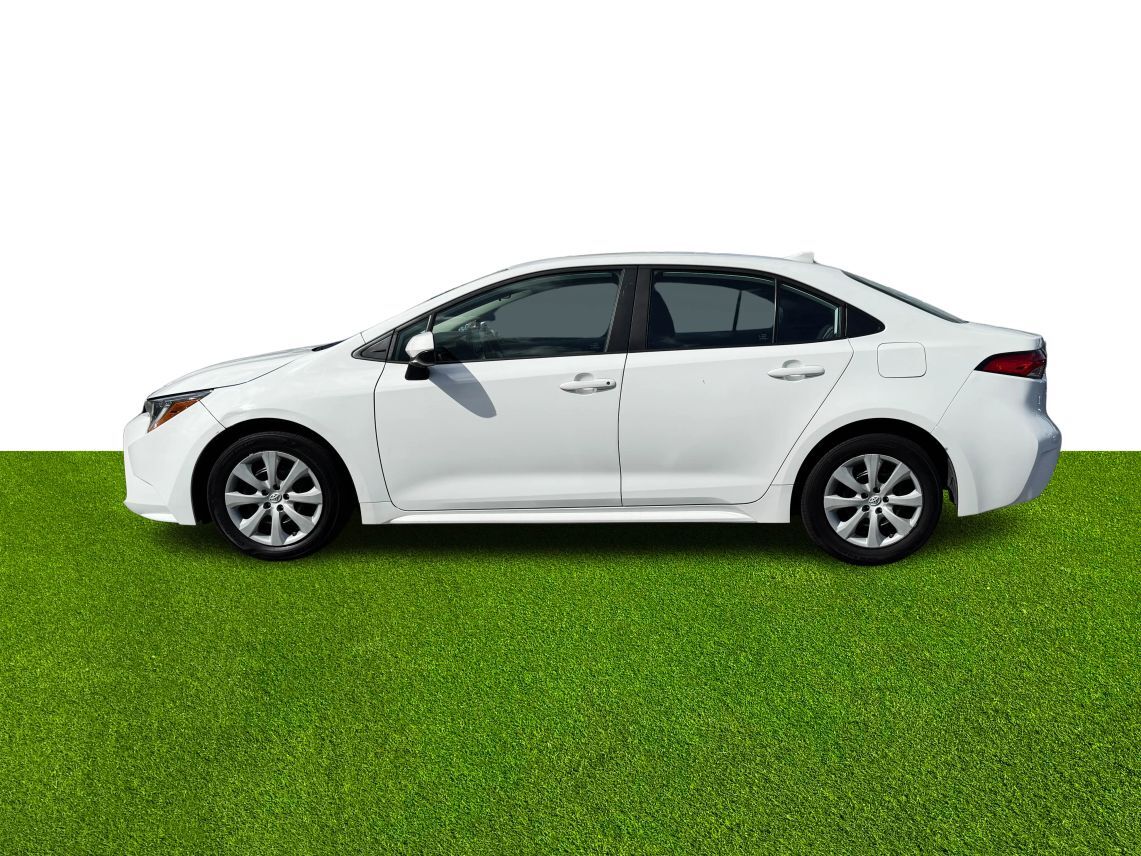 2022 Toyota Corolla LE Sedan 4D