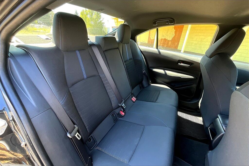 2022 Toyota Corolla SE OR
