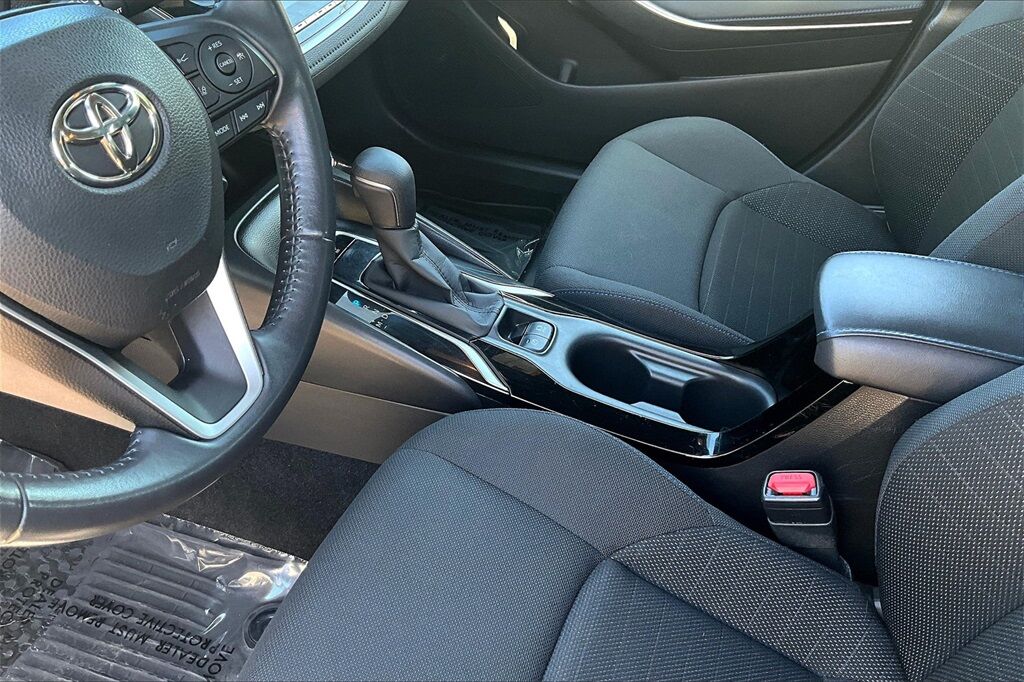 2022 Toyota Corolla SE OR