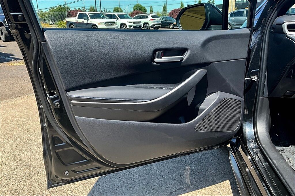2022 Toyota Corolla SE OR