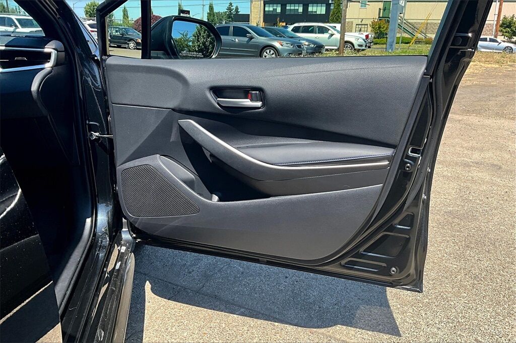 2022 Toyota Corolla SE OR