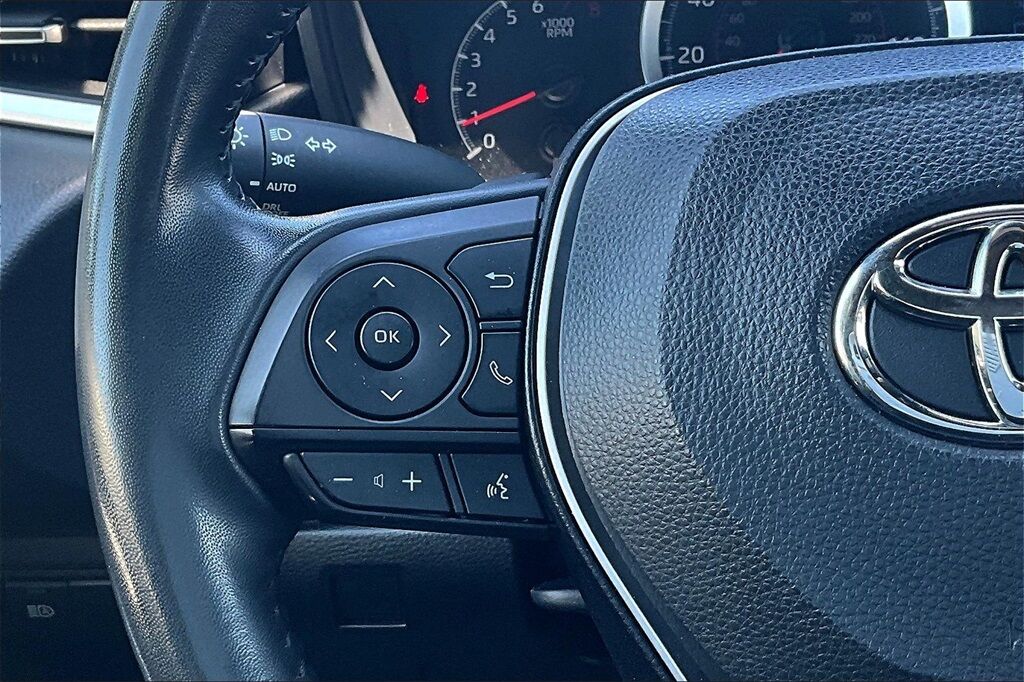 2022 Toyota Corolla SE OR